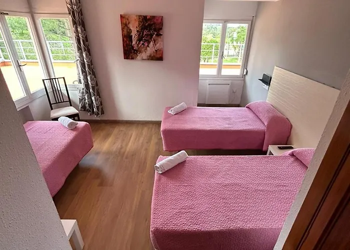 Las Palmeras Guest house 3*