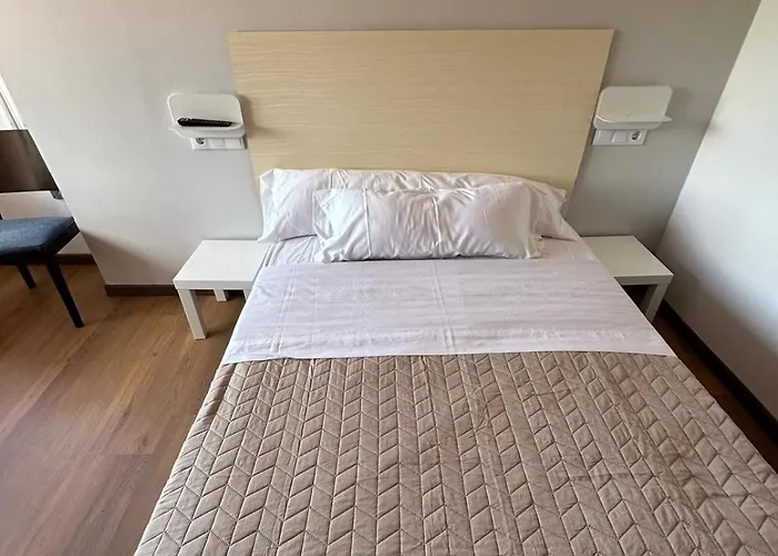 Guest house Las Palmeras 3*